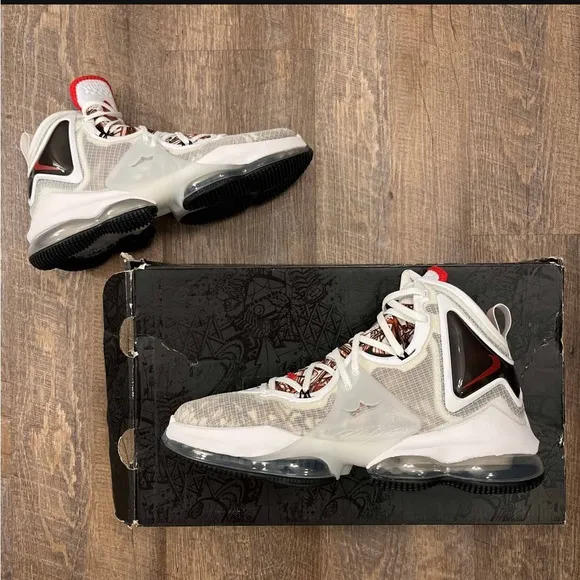 Nike LeBron 19 XIX Sketch White Red