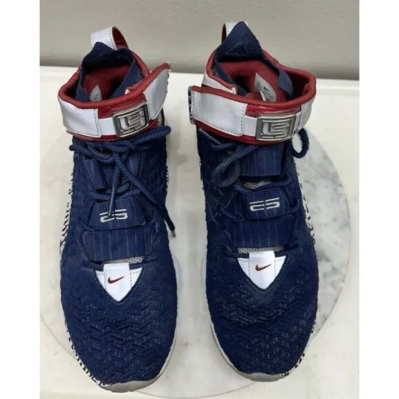 Nike LeBron 4 Cold Blue Graffiti Sneakers Size 9.5 Mens Shoes Basketball