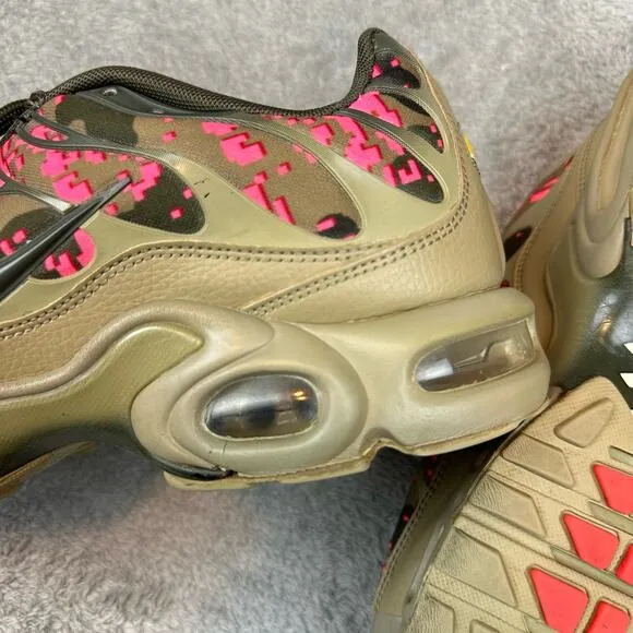 Nike Men's Air Max Plus Digi Camo Olive Green Sneakers Shoes AJ4858-200 Size 10
