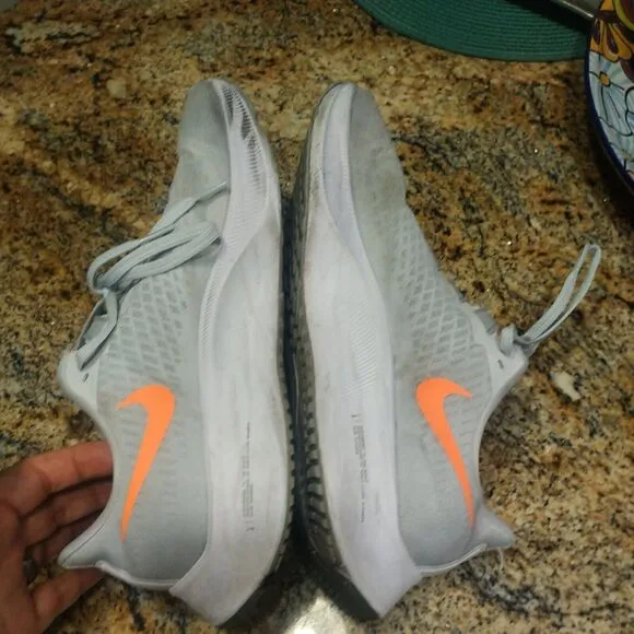 Nike Mens Air Zoom Pegasus 37 BQ9646-012 Gray Running Shoes Sneakers Size 11.5