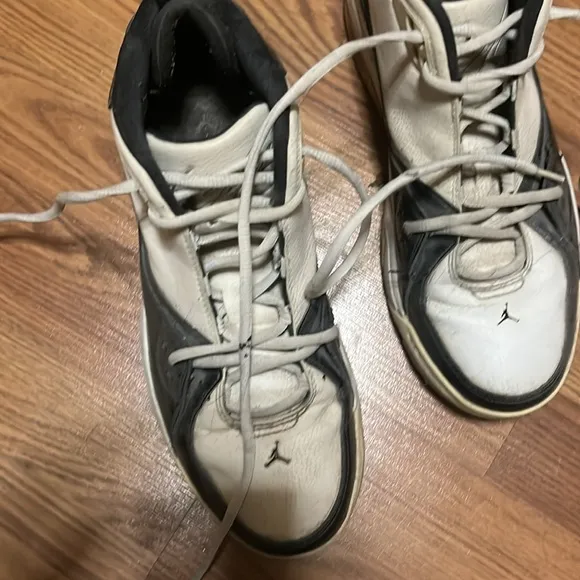 Nike men’s Jordan shoes size 10.5
