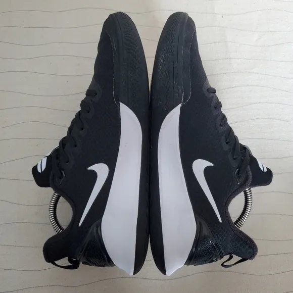 Nike Mens Kobe Mamaba Focus Black White Shoes Sneakers AJ5899-002 Size 7