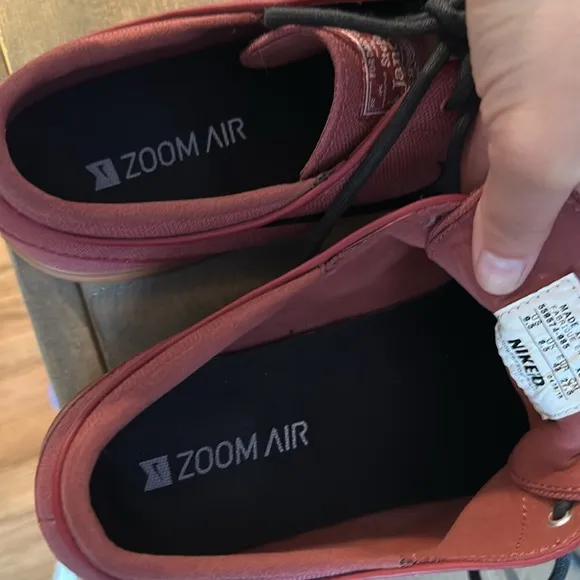 Nike Men's Red ZOOM AIR-  Canvas SneakersSize 9.5