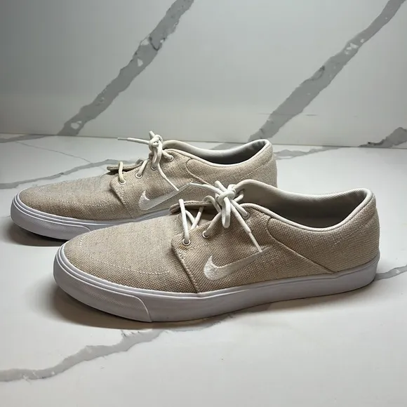 Nike Men's Tan Stefan Janoski Skate Sneakers