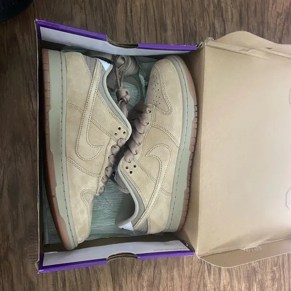 Nike Men's Tan Suede Sneakers