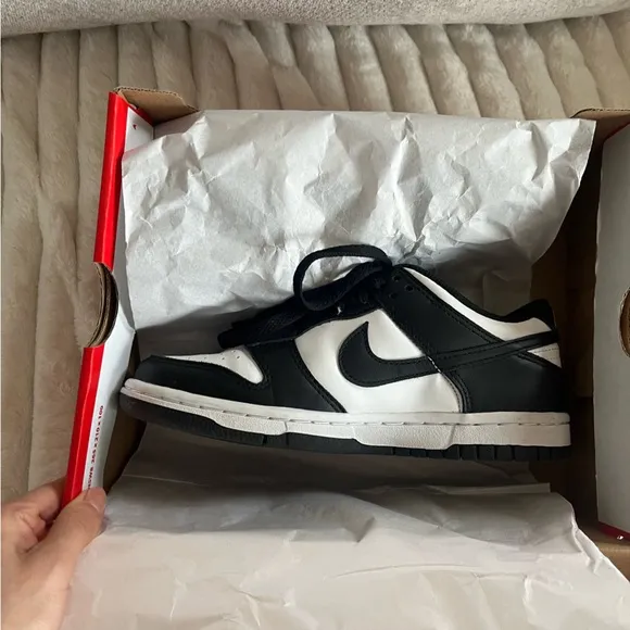 Nike Panda Dunk Low Sneakers - Youth Size 4 (Women’s 5.5), Black/White