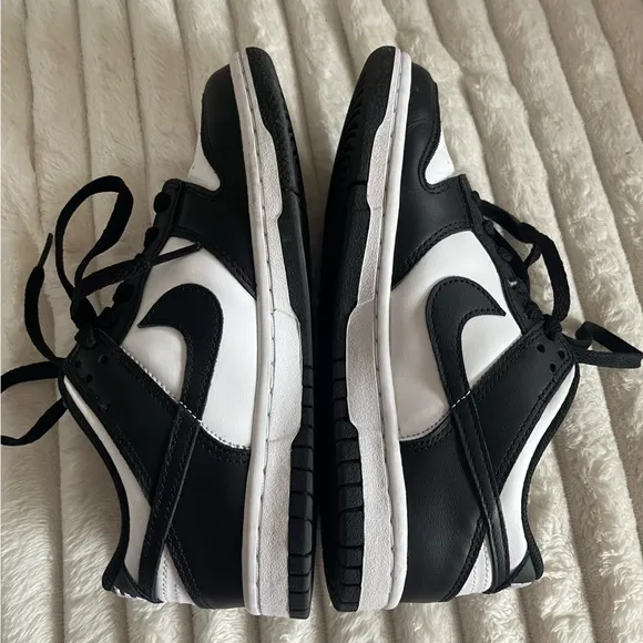 Nike Panda Dunk Low Sneakers - Youth Size 4 (Women’s 5.5), Black/White