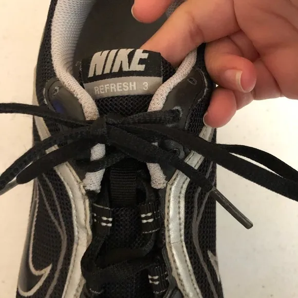 Nike refresh 3 sneakers shoes