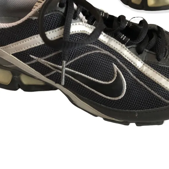 Nike refresh 3 sneakers shoes