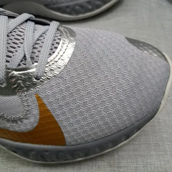Nike Renew Elevate Basketball Shoes/Sneakers Size 11.5 Cool Grey Metallic Gold
