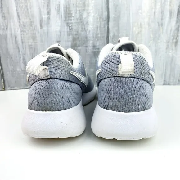 NIKE Roshe One GS Sneakers Wolf Grey and White Running Tennis Shoes With Box 5Y