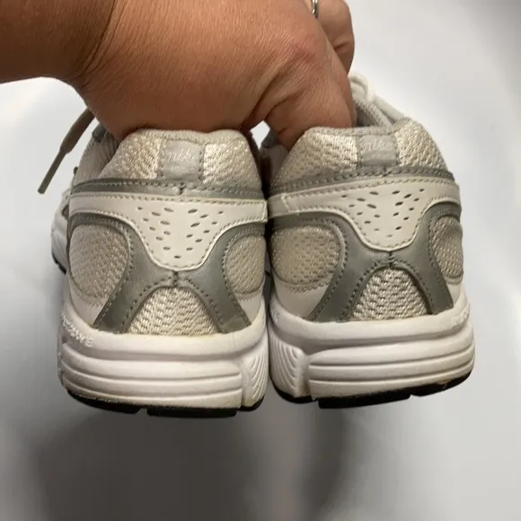 Nike Running Dart 7 sneakers size 9