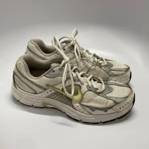 Nike Running Dart 7 sneakers size 9
