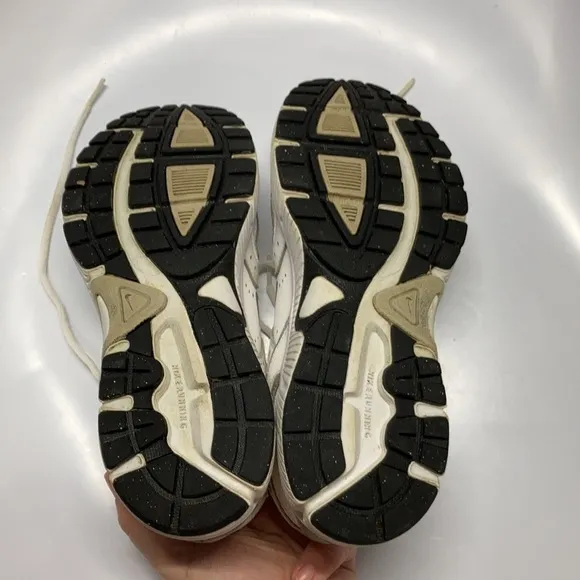 Nike Running Dart 7 sneakers size 9