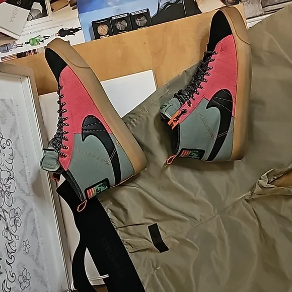 Nike SB Zoom Blazer Mid PRM Shoes for Men size 10