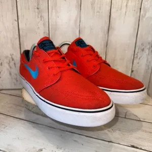 Nike SB Zoom Stefan Janoski Men's Size 10 Red Canvas Sneakers Shoes 615957-640