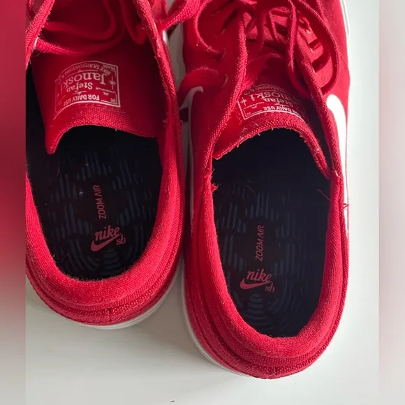 Nike SB Zoom Stefan Janoski Skate Shoes – Red Canvas (Men’s Size 8)