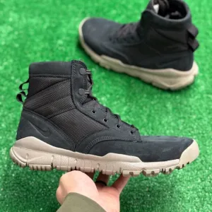 Nike SFB 6 Leather Black Mens Shoes 862507-002 VNDS Sz 9.5