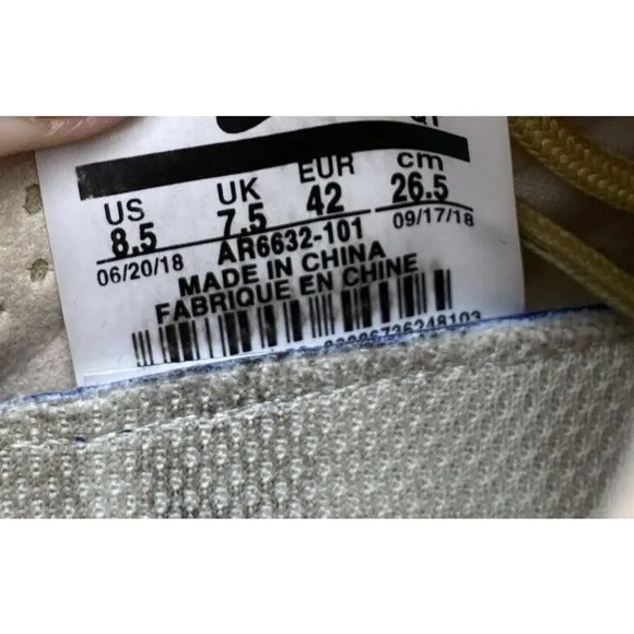 Nike  Shoes Men Size 8.5 Air VaporMax 2019 Cream Light Bone Sneakers AR6632-101