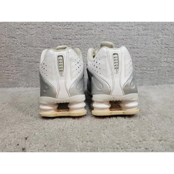 Nike Shox R4 104265-131 Men's Size 8.5 White Metallic Silver 2019 Running Shoes