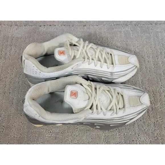 Nike Shox R4 104265-131 Men's Size 8.5 White Metallic Silver 2019 Running Shoes