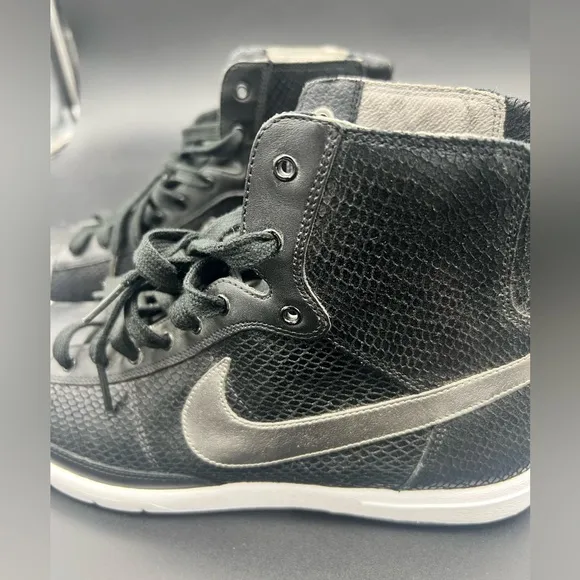 Nike Snake Blazer Black Athletic Women’s Sneakers Shoes Size 9.5 NEW