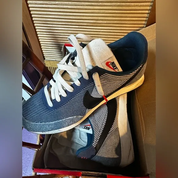 Nike Tailwind 79’ Denim Sneakers. Mens