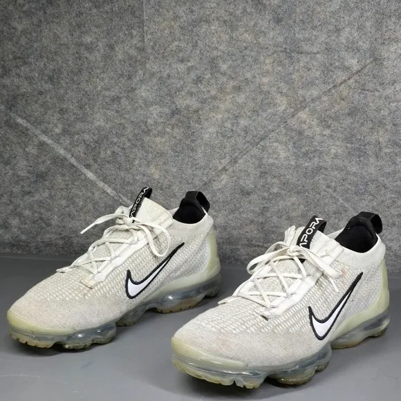 Nike Vapormax Flyknit Men's Sneakers 10 Monochrome White Black Shoes‎ DH4084-100