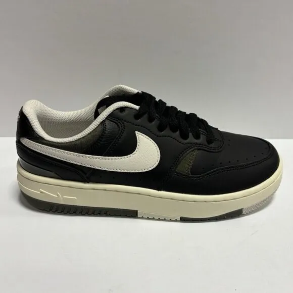 Nike Women’s Gamma Force Black Sneakers, Size 8.5 M