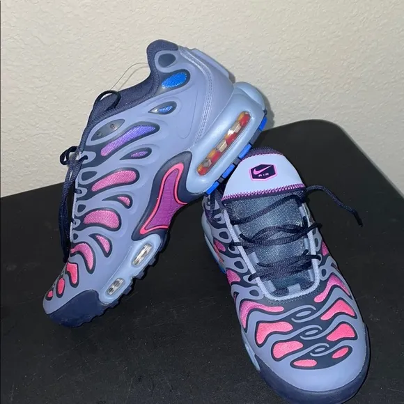 Nike Women's Pink and Blue Sneakers