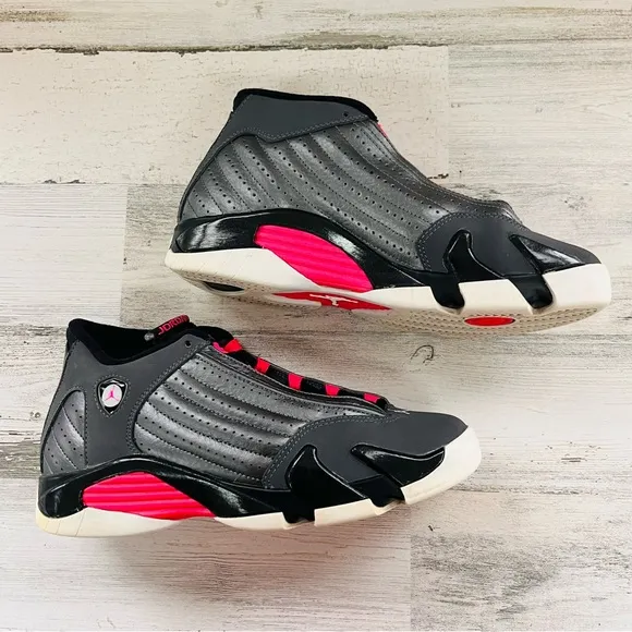 Nike Youth Girls Jordan 14 Retro Mid Lace Up Hyper Pink/Metallic/Gray Size 6.5Y
