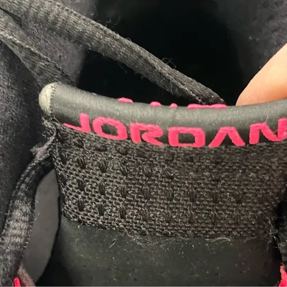 Nike Youth Girls Jordan 14 Retro Mid Lace Up Hyper Pink/Metallic/Gray Size 6.5Y