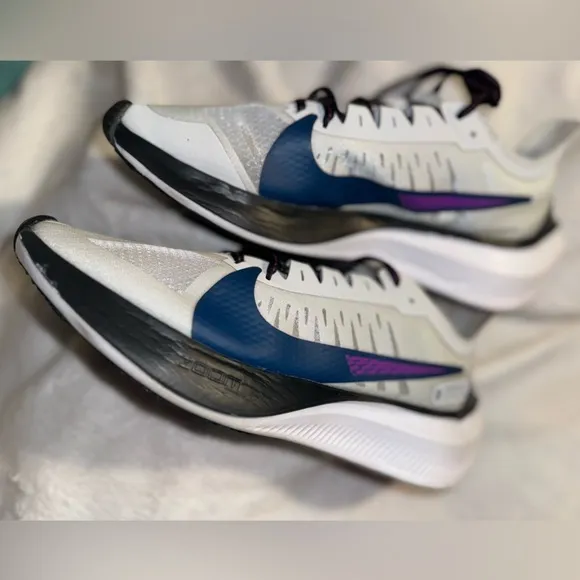 Nike Zoom Gravity Photon Light Grey Running Athletic Shoes