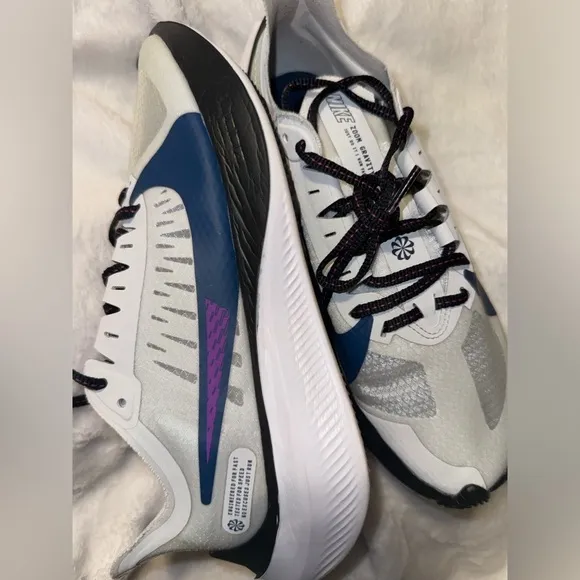 Nike Zoom Gravity Photon Light Grey Running Athletic Shoes
