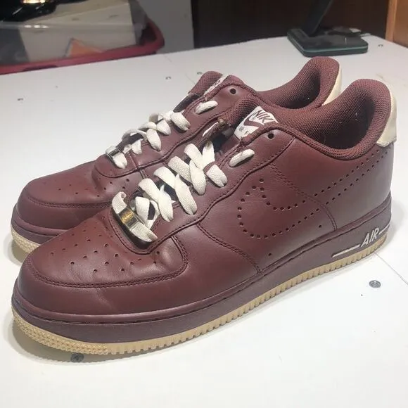 Nike Air Force 1  Burgundy And White‎ Size 8.5 Tennis Shoes Sneakers 315122-603