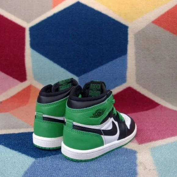 Nike Air Jordan 1 Retro High OG Lucky Green Black White Sneakers Toddler 8 US