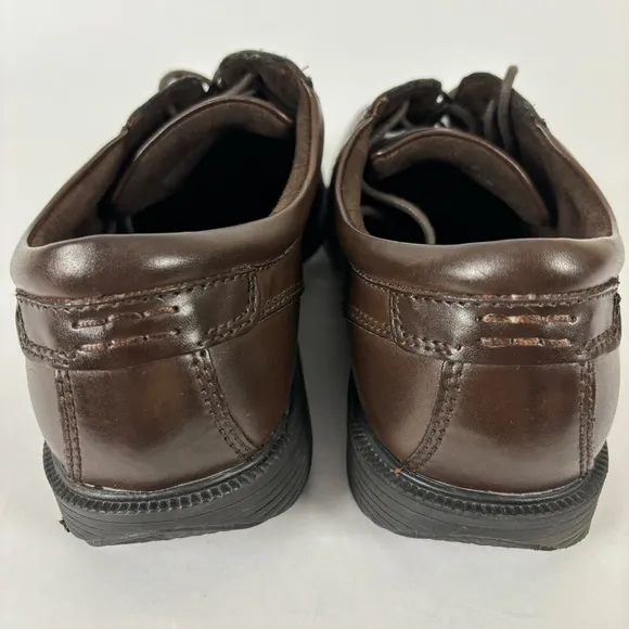 Nunn Bush genuine brown leather with core. dress shoes. Size 13