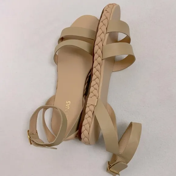 NWOB KAANAS Terrazas Double Band Flatform Sandals