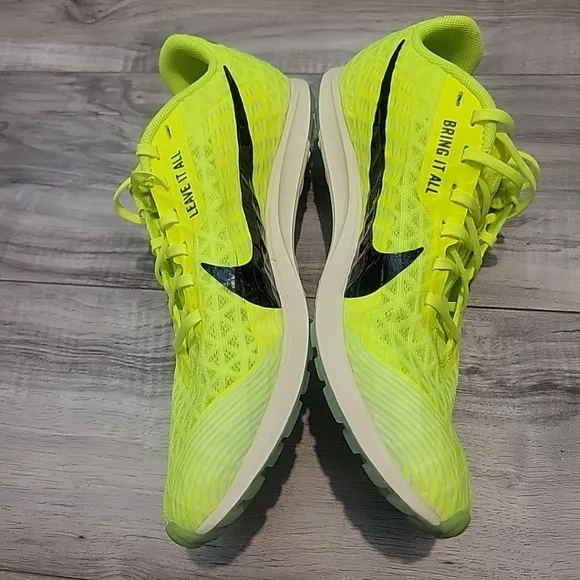 NWOB Nike‎ Mens Zoom Rival Waffle 5 CZ1804-702 Volt Racing Shoes Sneakers 7