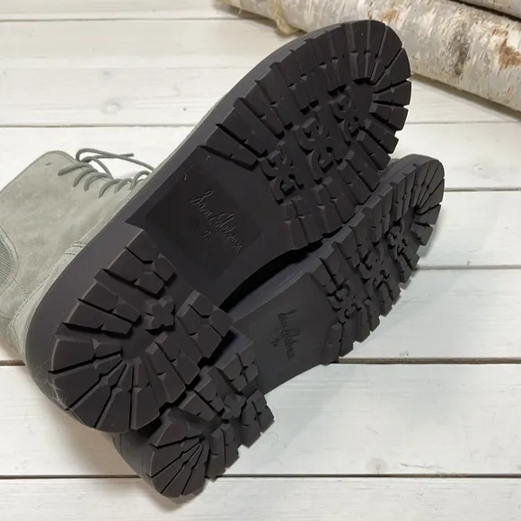NWOB Sam Edelman Lex Suede Water Repellant Boots size 7.5