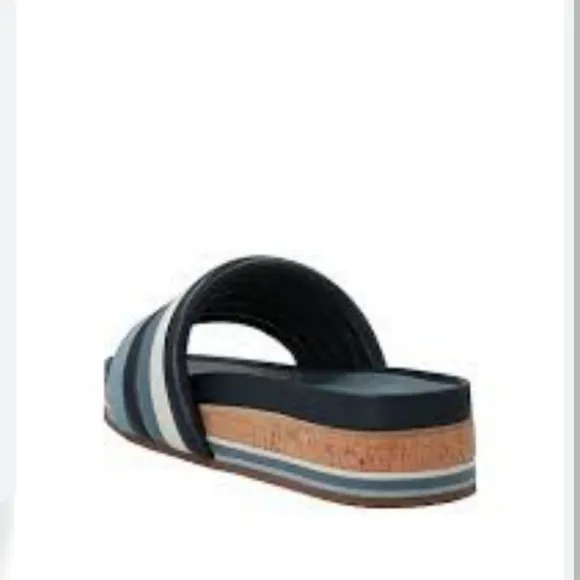 NWOB Tory Burch Quilted Flatform Sandals. Size 9.5