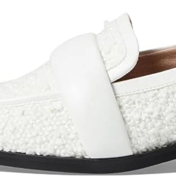 NWOB Vionic Mylene Loafer in White