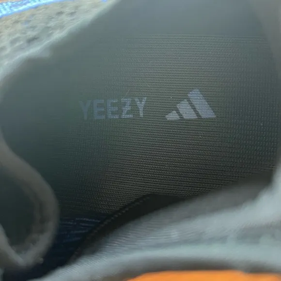 NWOT Adidas Yeezy Boost 350 V2 low “dazzling blue” GY7164