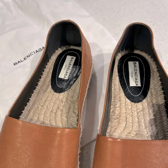 NWOT BALENCIAGA Leather Flat Espadrille Shoes, 40/ 10US