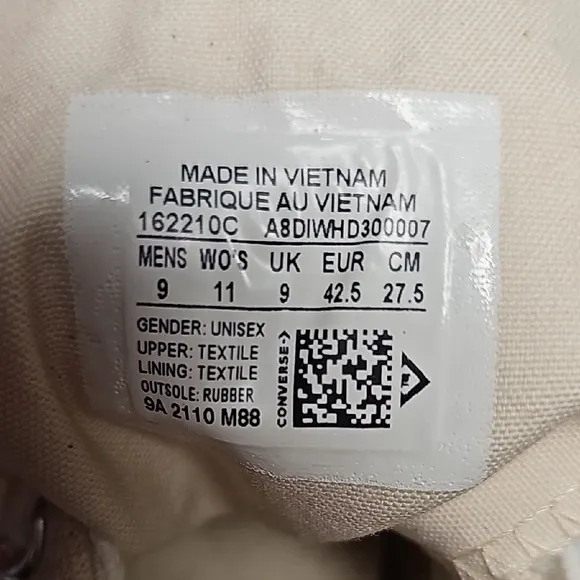 NWOT Converse Chuck 70 Canvas All Star High Top Sneaker Tennis Shoe Natural 9 11