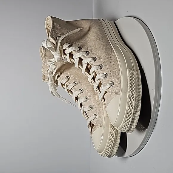 NWOT Converse Chuck 70 Canvas All Star High Top Sneaker Tennis Shoe Natural 9 11