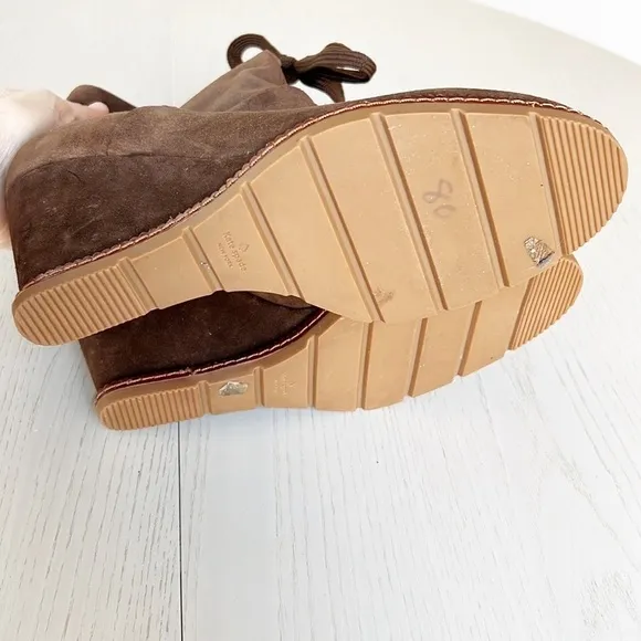 Nwot KATE SPADE Saunders Suede Wedge Front Tie Boots Chocolate Brown size 11