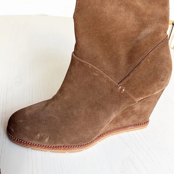 Nwot KATE SPADE Saunders Suede Wedge Front Tie Boots Chocolate Brown size 11
