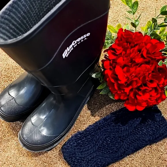 NWOT LaCrosse Rubber Boots