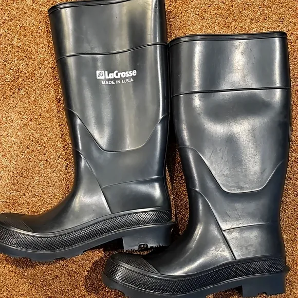 NWOT LaCrosse Rubber Boots
